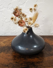 Load image into Gallery viewer, Modern Concrete Bud Vase
